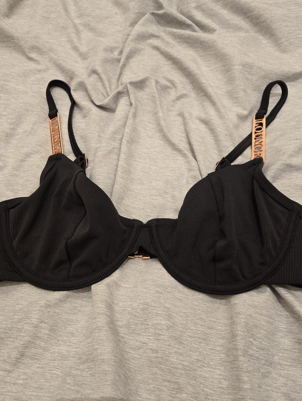 lounge bikini Top Metal Detail Rose Gold Black Underwire Size Small+